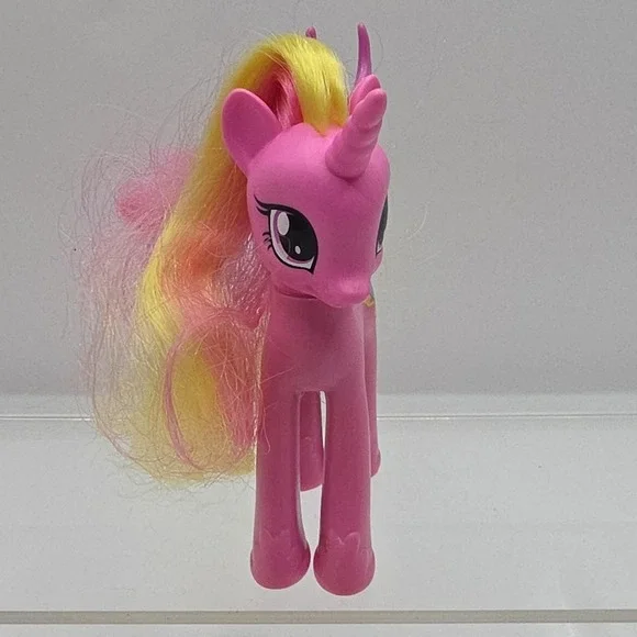 Hasbro My Little Pony Princess Cadence Generation 4 Friendship Is Magic Series - Picture 2 of 5